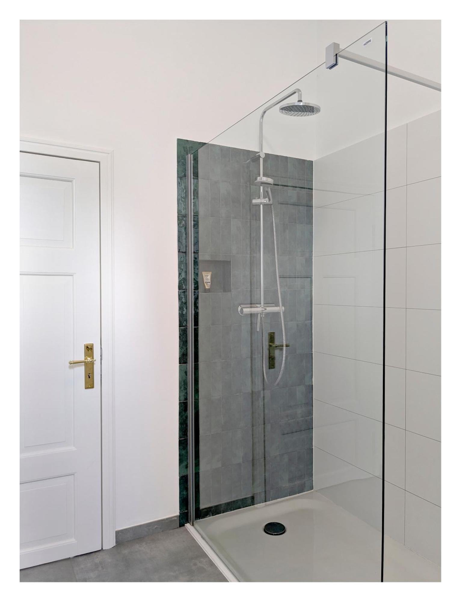2 Zi Whg Zentral, Altbau, Renoviert 4P Apartment Hanover Exterior photo